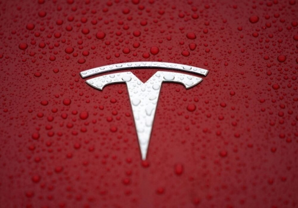 Tesla Autopilot recall