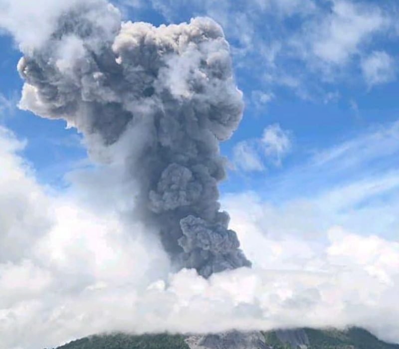 Mt Ibu eruption Indonesia