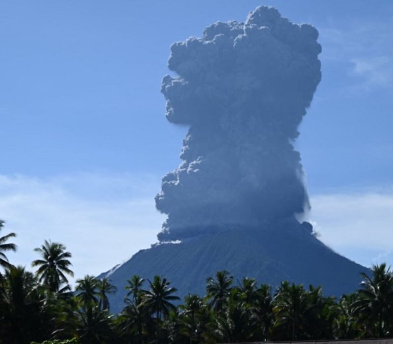 Mt Ibu Eruption