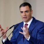 Spain centrists surge