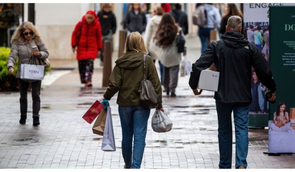 UK retail sales rebound