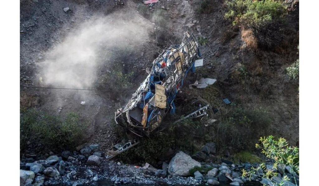 Peru bus crash