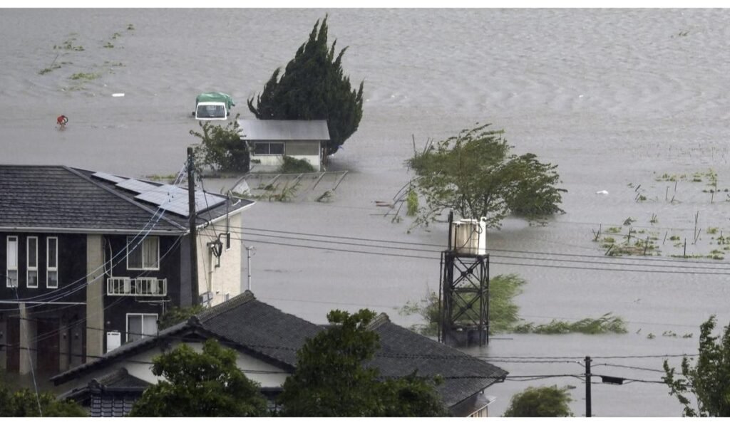 Typhoon Shanshan Japan