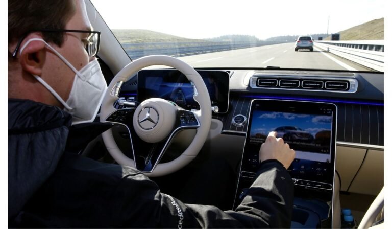 Mercedes-Benz autonomous driving